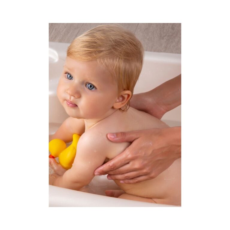 BABE Pediatric Gel za intimnu njegu 200 ml (2)