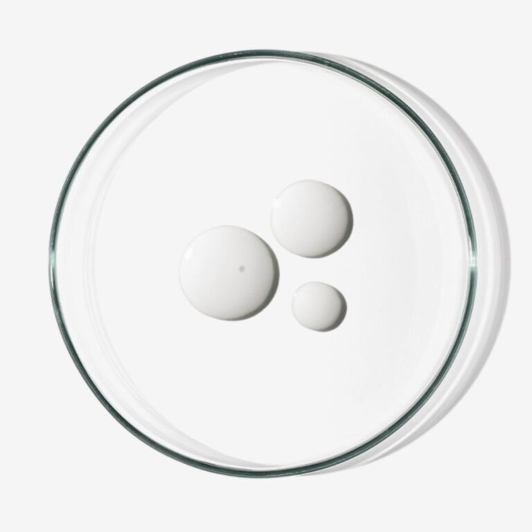 BABE Sunscreen SPF50 Mattifying Super fluid 50 ml (1)