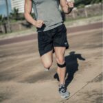 KEDLEY Steznik za patelu univerzalni (3)