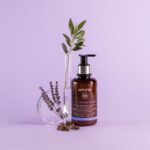 APIVITA Pjena za umivanje lica i područja oko očiju s maslinom i lavandom 200 ml (4)